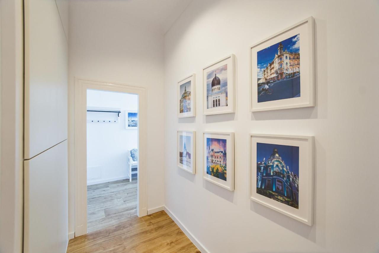 Spacious Riverviews Apartment Near Piata Unirii Oradea Dış mekan fotoğraf