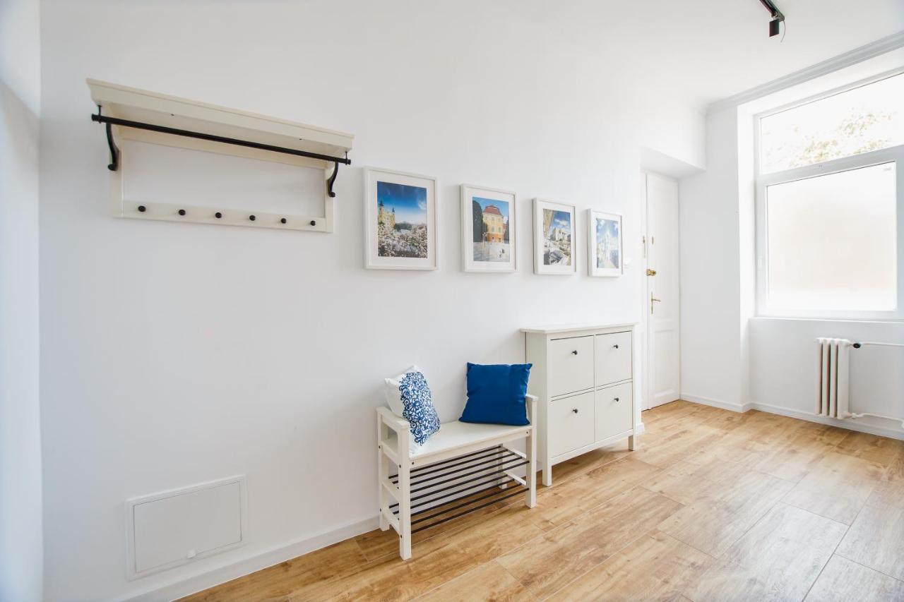 Spacious Riverviews Apartment Near Piata Unirii Oradea Dış mekan fotoğraf